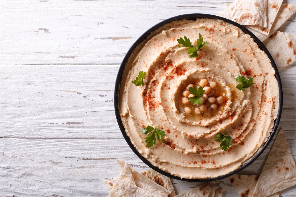 One-Step Tomato Basil Hummus