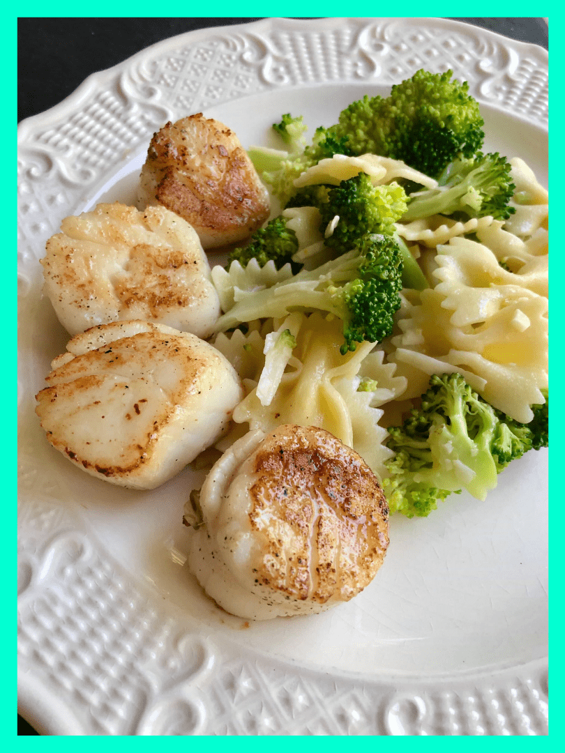 Garlic Lemon Pasta Salad with Seared Scallops