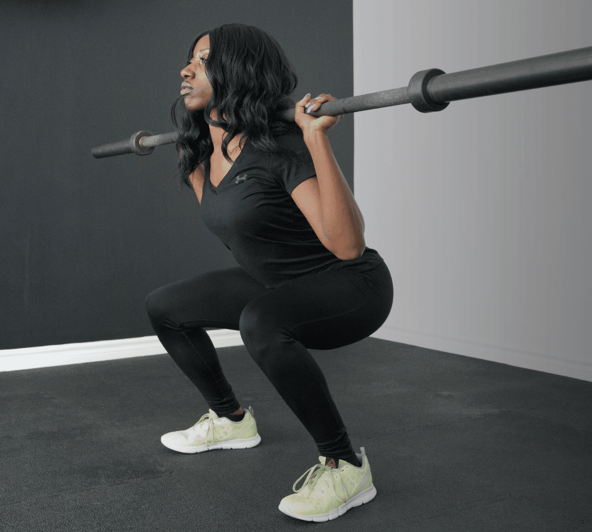 The Right Way to Squat (And Solve The “Butt Wink” Issue)